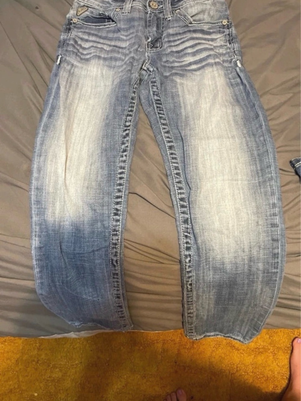 Salvage Men's Washed Light Blue Relaxed Jeans